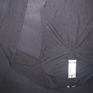 V BAR RIB BODYSUIT BLACK LONG SLEEVE